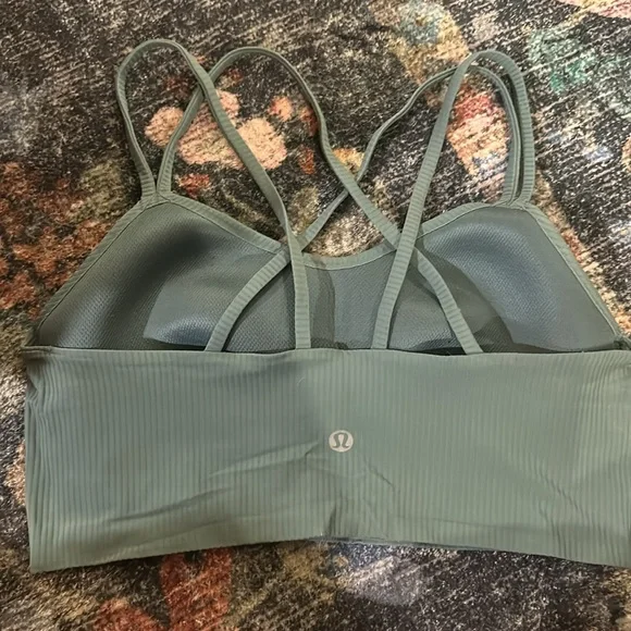 Lululemon Women’s Align ribbed bra - Picture 2 of 3